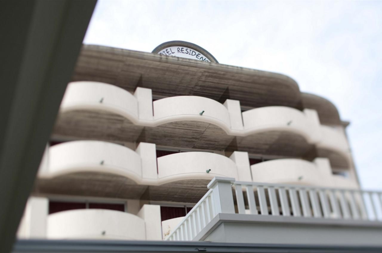Altamarea Residence & Family Hotel Cervia Buitenkant foto